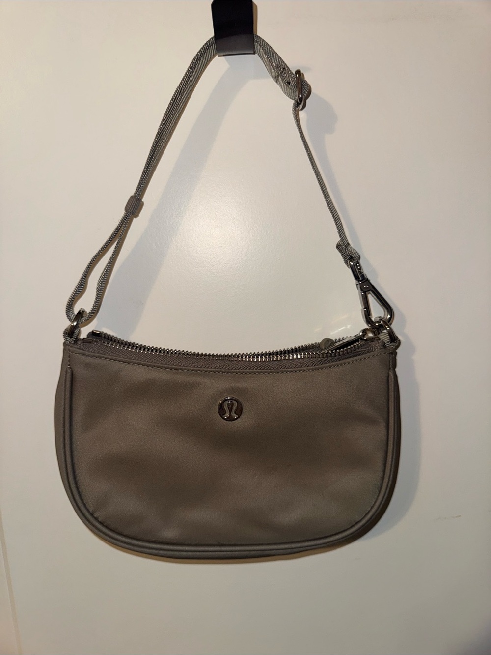 lululemon athletica Taupe Shoulder Bag